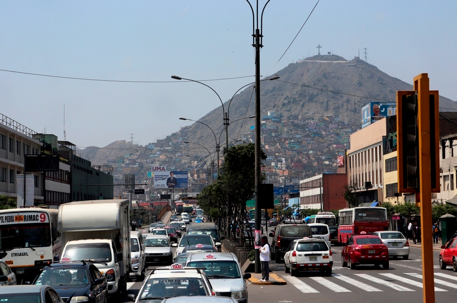 FLUJO VEHICULAR CERRÓ EL 2022 CON AVANCE DE 5.5%