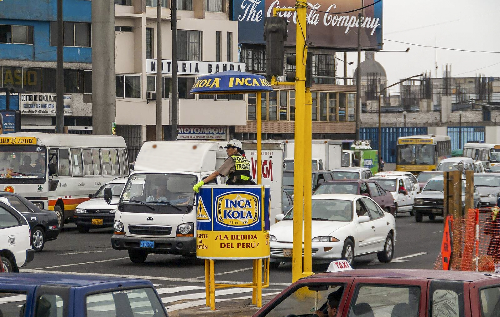 FLUJO VEHICULAR RETROCEDE EN ENERO DEBIDO A PROTESTAS