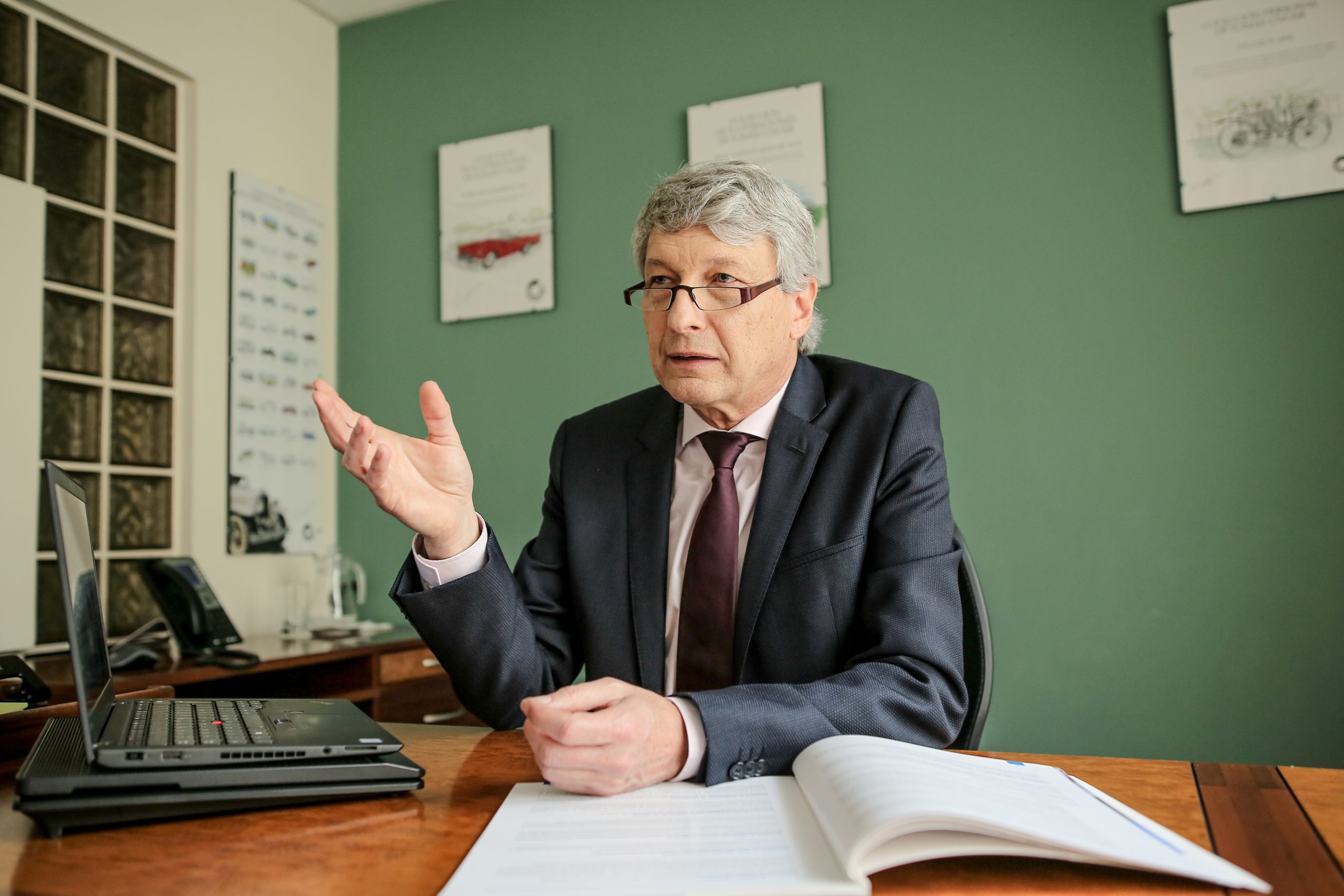 PERÚ SE QUEDARÁ SIN VEHÍCULOS NUEVOS QUE CUMPLAN ESTÁNDARES INTERNACIONALES POR INACCIÓN DEL MINEM