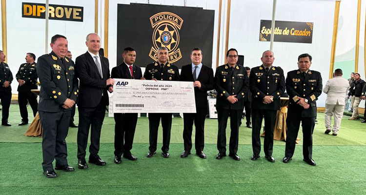 ASOCIACIÓN AUTOMOTRIZ DEL PERÚ RECONOCIÓ A POLICÍA DESTACADO DE LA DIPROVE 2024