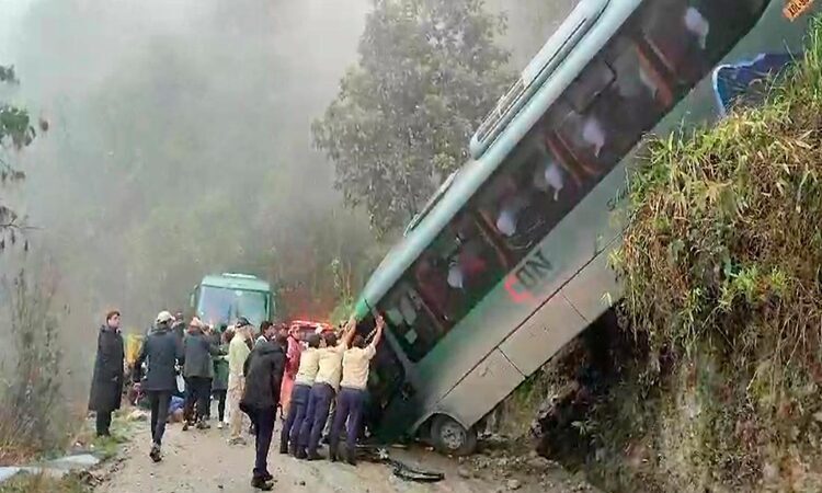 ACCIDENTE EN LA VÍA A MACHU PICCHU PONE EN RIESGO LA IMAGEN DEL TURISMO PERUANO