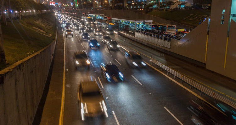 TRÁNSITO COLAPSADO: VELOCIDAD EN LIMA CAE A 11 KM/H Y AAP DEMANDA ACCIÓN INMEDIATA